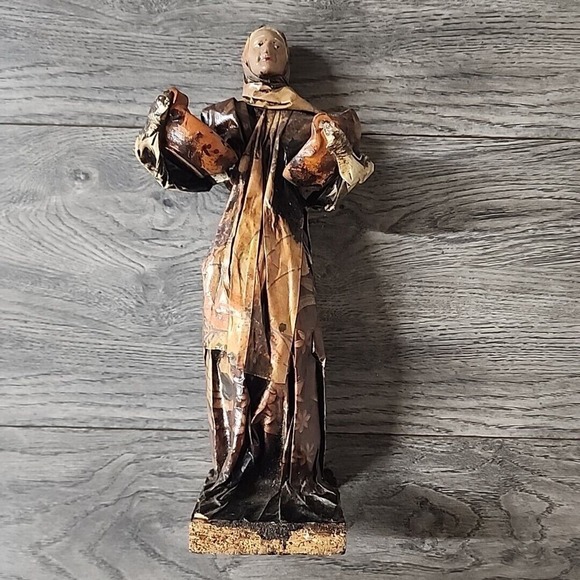 Vintage Mexican Folk Art Paper Mache Figure Handmade Authentic Hardworking Woman - Picture 2 of 5